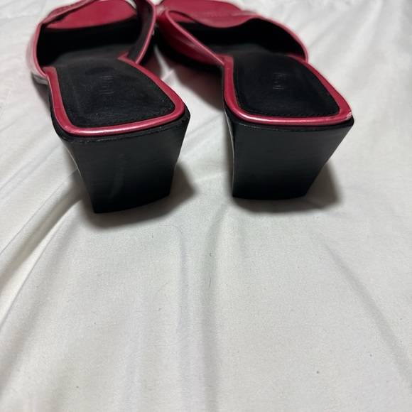 Urban Outfitters Metallic Pink Mules - Picture 3 of 3